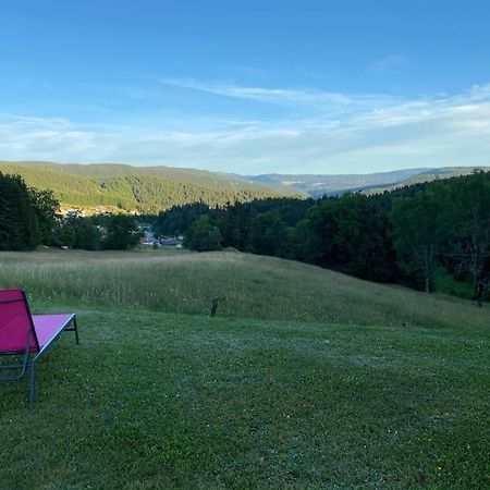 Appartement Lumineux Avec Vue Sur Les Montagnes Morbier Esterno foto